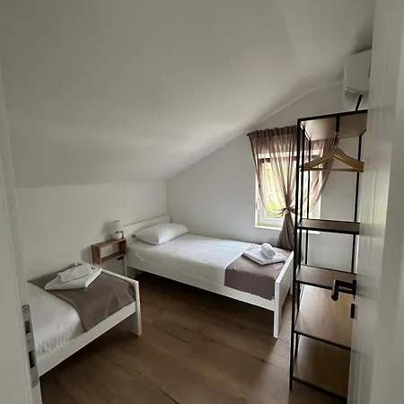 Kuca Za Odmor Barbaric Willa *