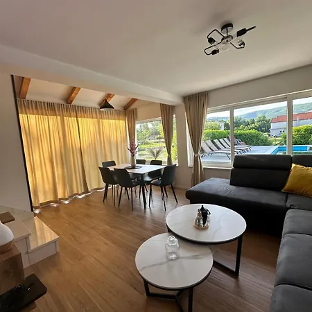 Kuca Za Odmor Barbaric Willa Široki Brijeg