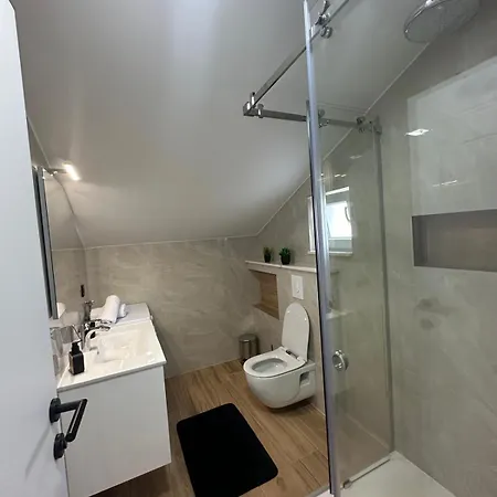 Kuca Za Odmor Barbaric Willa